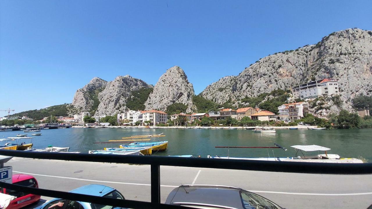 Apartment Mandic أوميس المظهر الخارجي الصورة